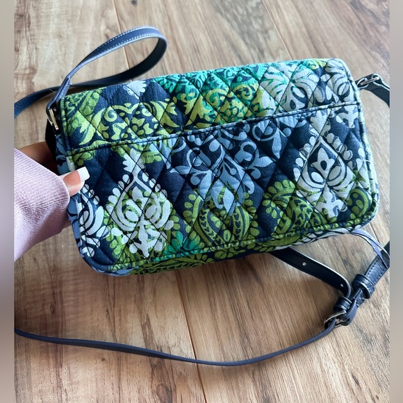 Vera Bradley Crossbody Purse - Picture 3 of 6